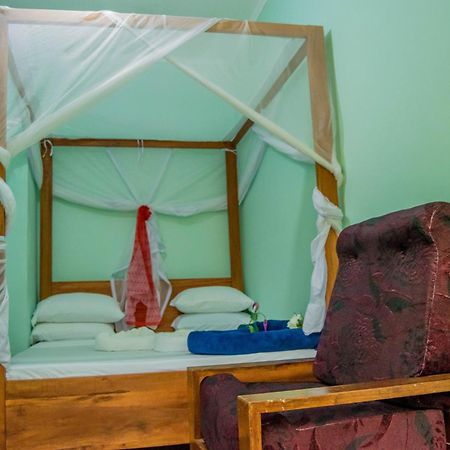 Kilimanjaro Summit Lodge Моши Екстериор снимка