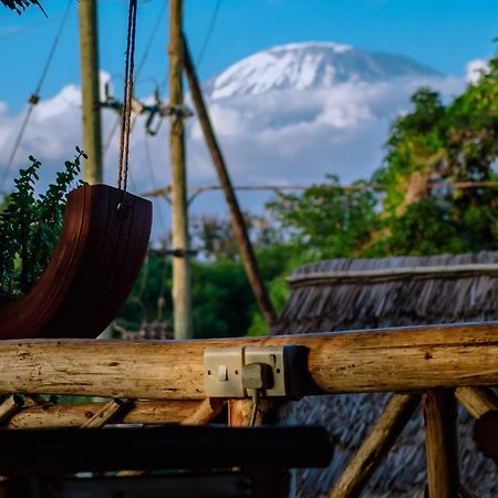 Kilimanjaro Summit Lodge Моши Екстериор снимка