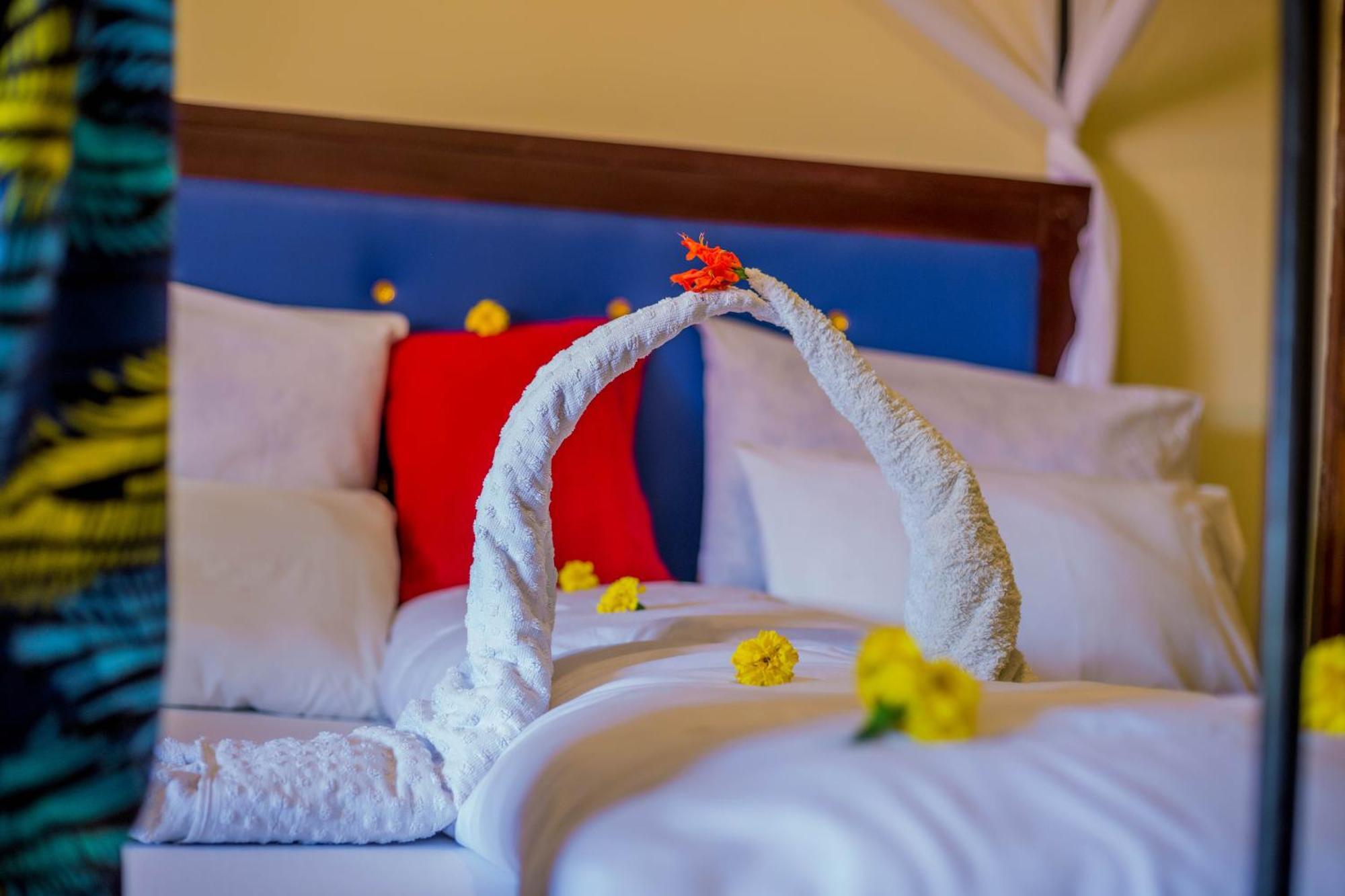Kilimanjaro Summit Lodge Моши Екстериор снимка