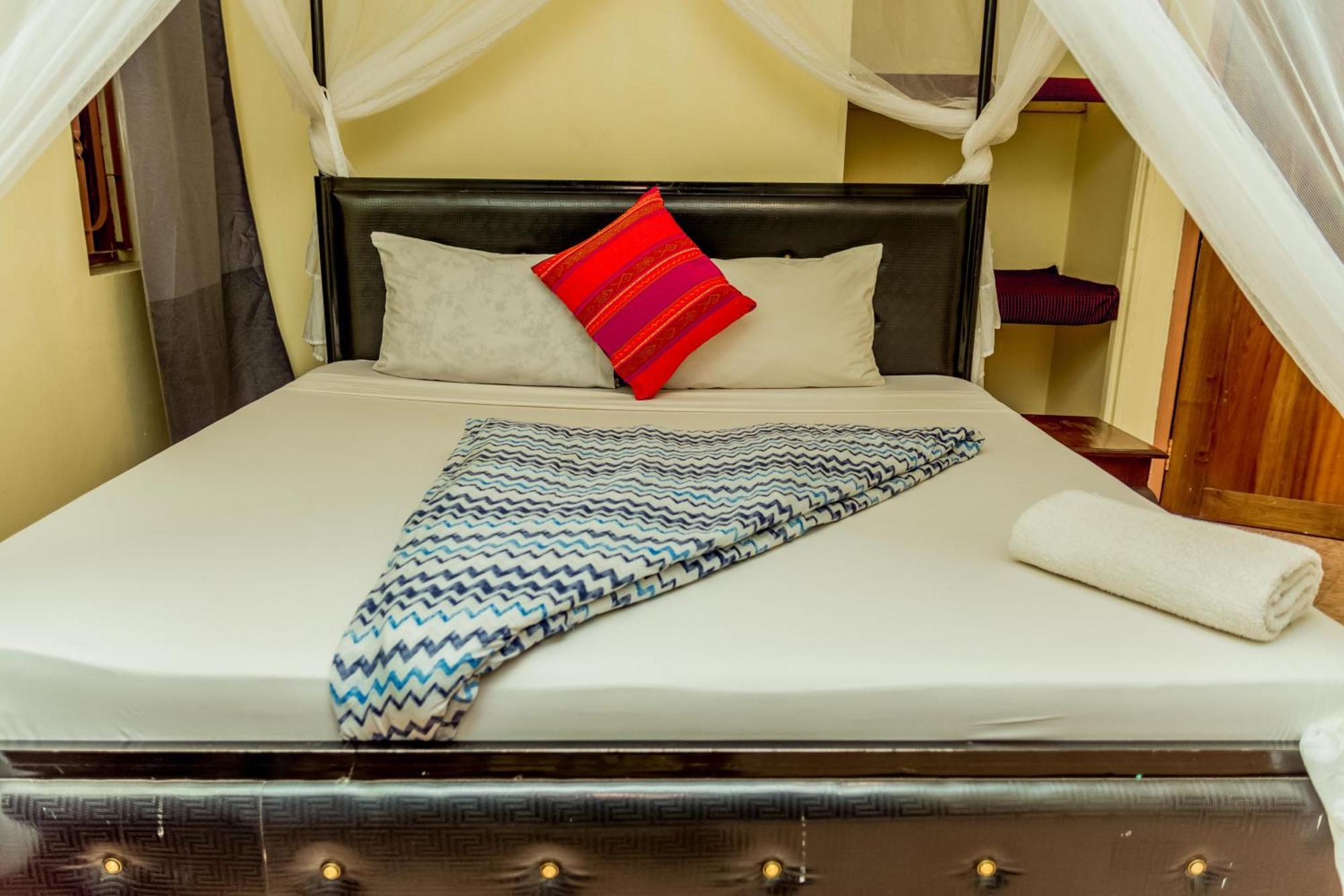 Kilimanjaro Summit Lodge Моши Екстериор снимка